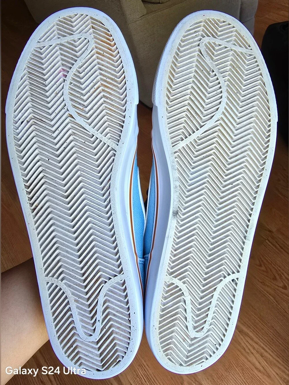 Sz 10.5 Men's NIKE YOKI LOW TXT Worn Blue/Tawny/White Casual Shoes